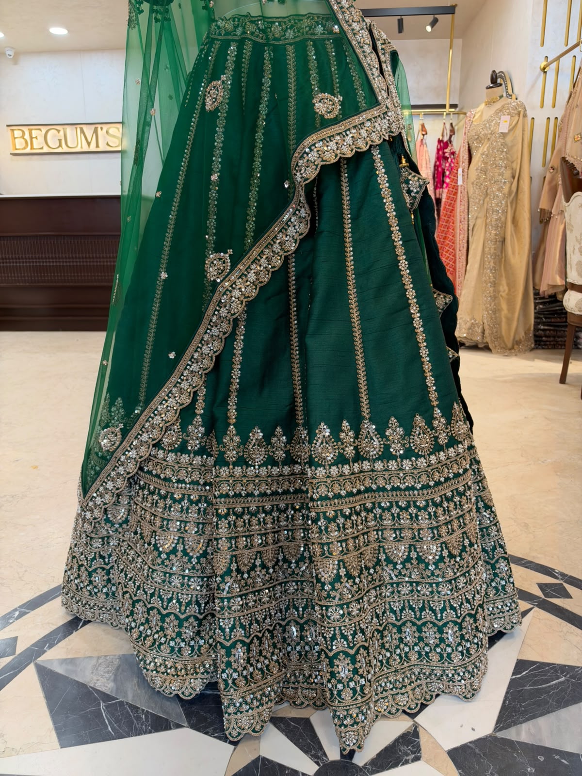 Emerald Green Maheshwari Silk & Net Embroidered Anarkali Suit