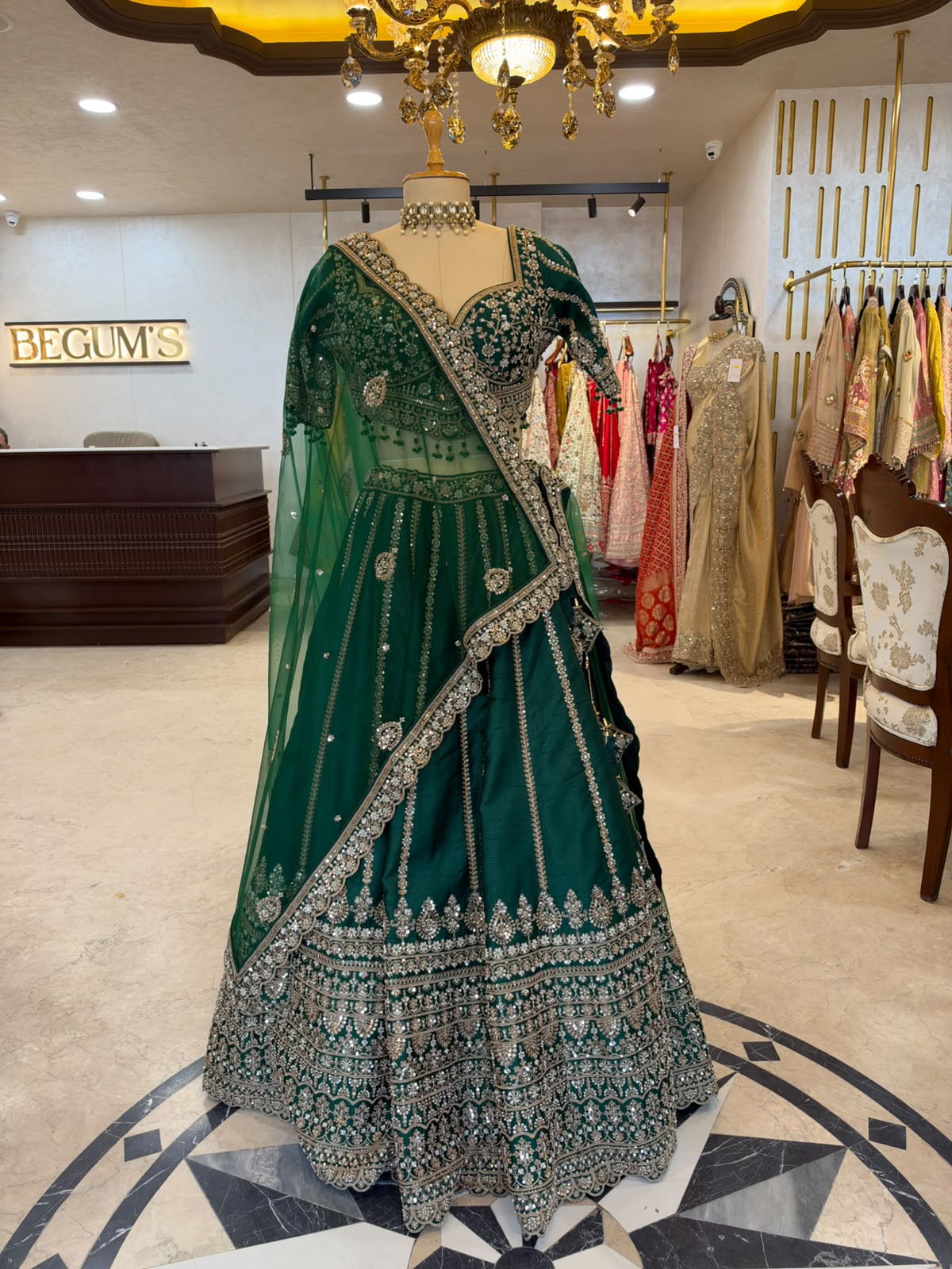 Emerald Green Maheshwari Silk & Net Embroidered Anarkali Suit