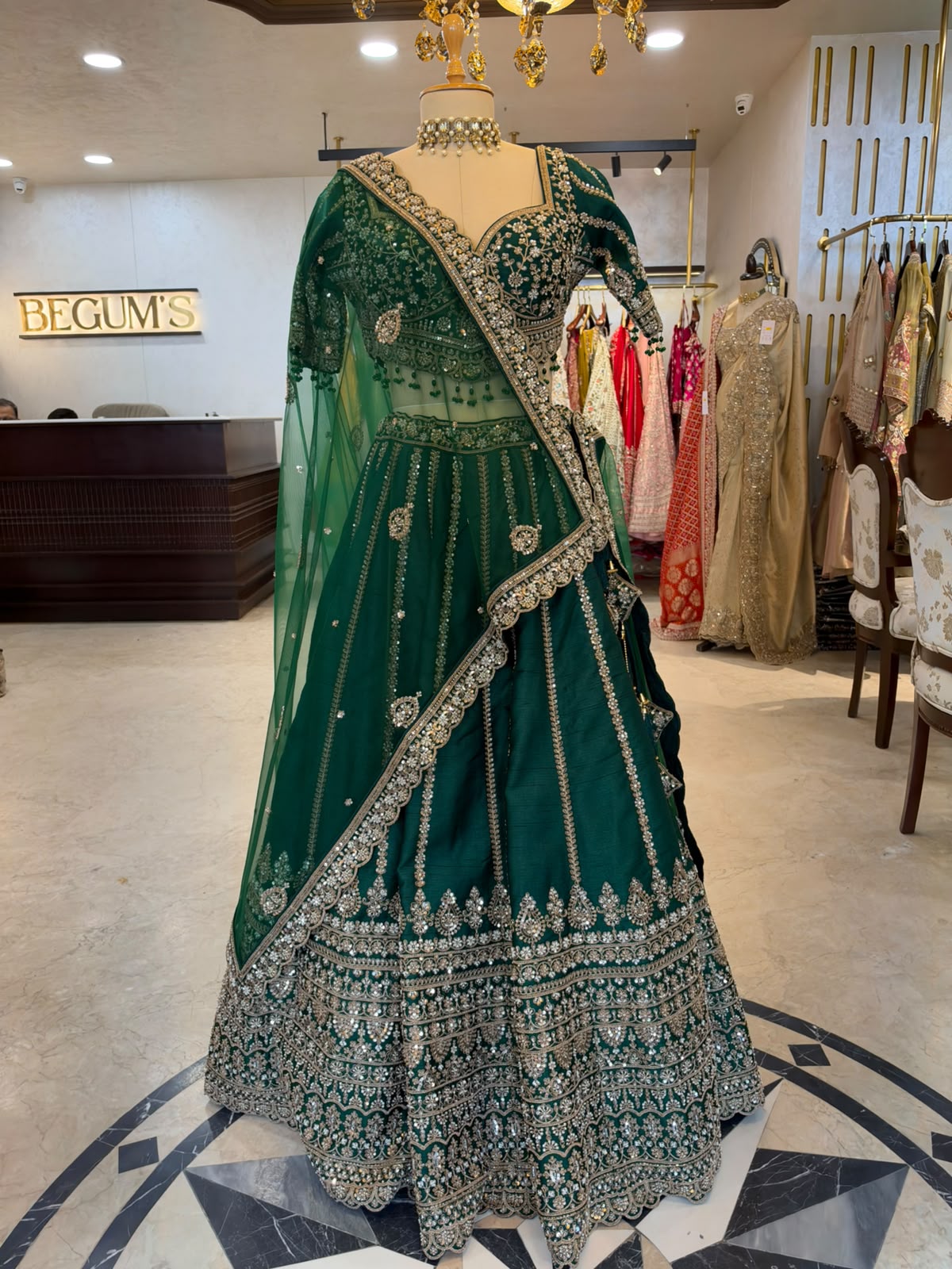 Emerald Green Maheshwari Silk & Net Embroidered Anarkali Suit